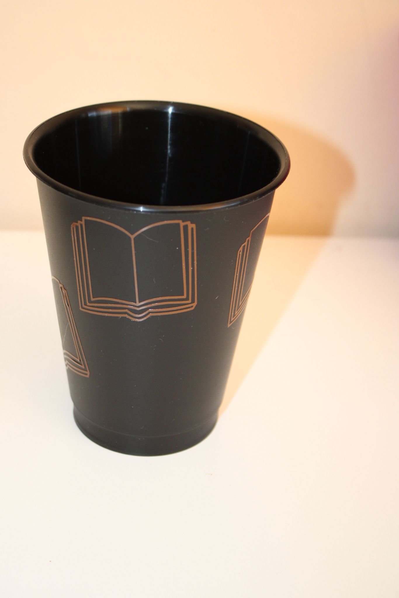 16oz Reusable Tumbler with Straw Black - Image 4