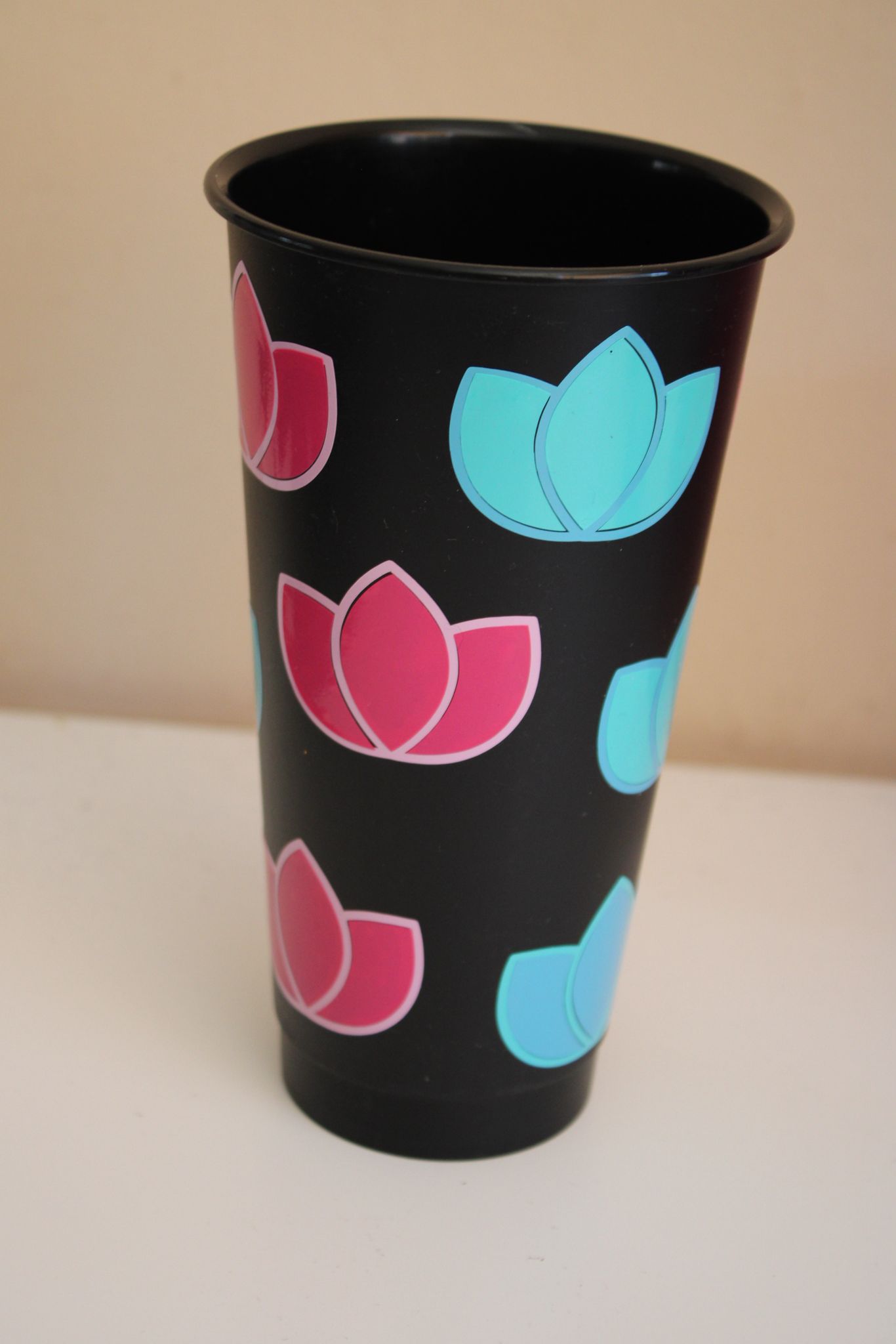 24oz Reusable Tumbler with Straw Black - Image 3
