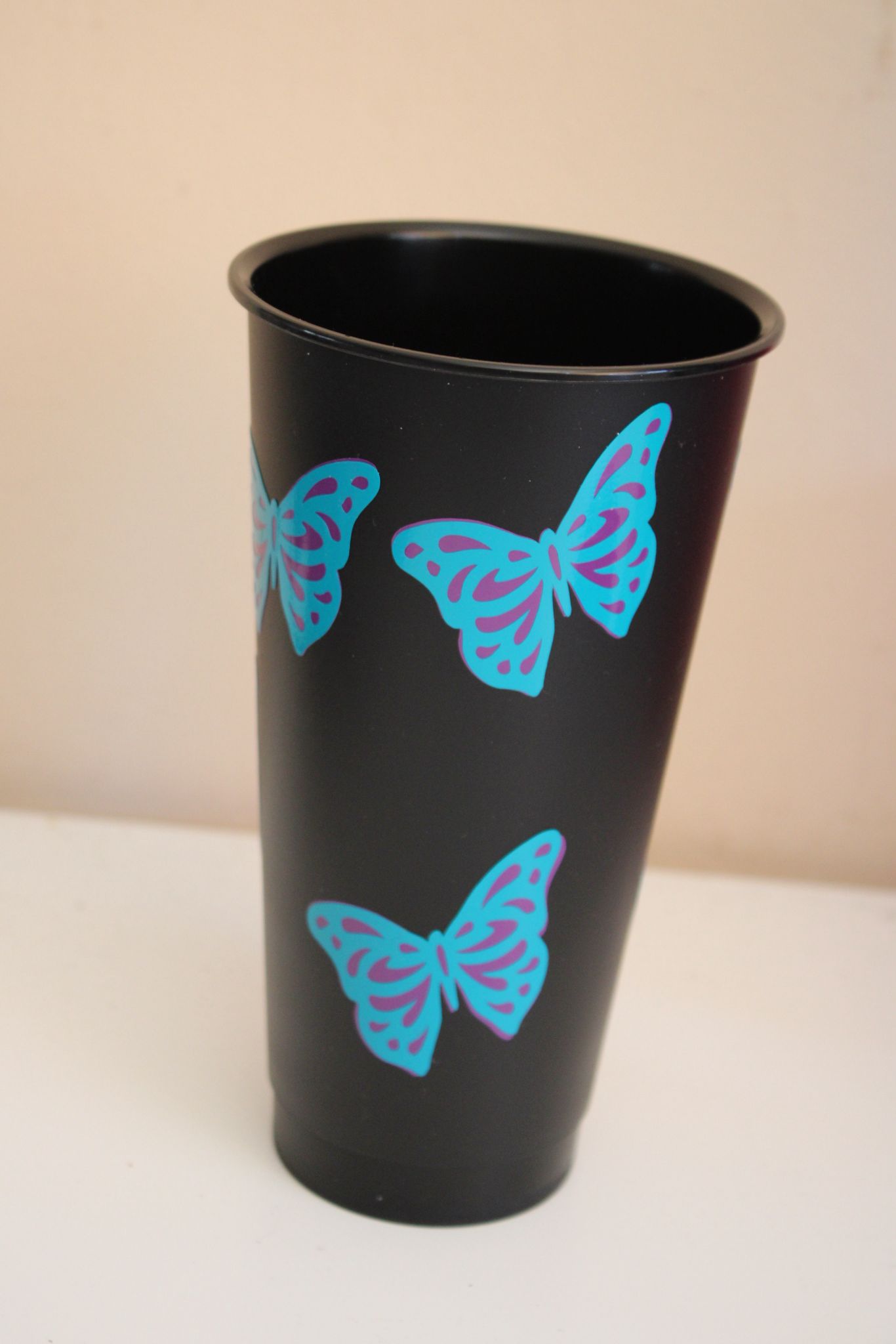24oz Reusable Tumbler with Straw Black - Image 10