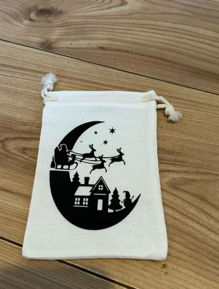 Personalised Small favour bags - Image 30